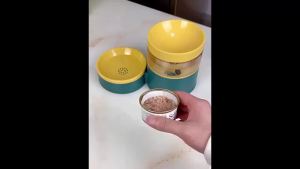1 Piece BPA Free Reusable Silicone Pet Can Lid Universal Fit for Most Sized Dog and Cat Food Cans Airtight Seal Preserves Fres