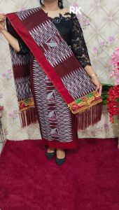 Rok+selendang katun etnik
