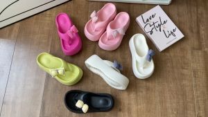 รองเท้าผู้หญิงแฟชั่น รองเท้าแตะส้นตึกแบบหนีบ วัสดุยาง 2502