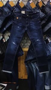Celana Panjang Pria Dewasa Slimfit Skenny Distro WERCO Jeans Denim Fashion Slimfit Premium - Celana Panjang Pria Dewasa Sobek jeans Denim Terbaru Yang Lagi Trend Fashion saat ini 2024