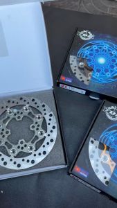 Đĩa thắng TQ6 220mm K2 lắp đặt nhiều dòng xe