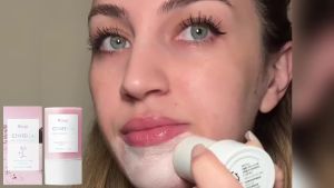 Hoygi | Hoygi Pink Centella Clay Mask for Pore Cleansing Oil Control Smooth Skin Soothing Centella Clay Stick Mud Mask for Face Care 27g