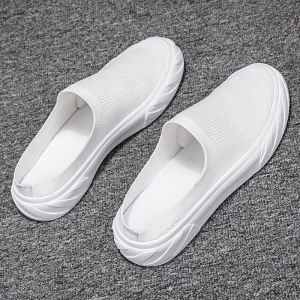 รองเท้าแตะผู้ชายตาข่ายฤดูร้อน 2025 รองเท้าแตะแบบสวมสบาย ไม่มีส้นหลัง ทรงหัวมน สีขาว รองเท้าแตะสวมสบาย