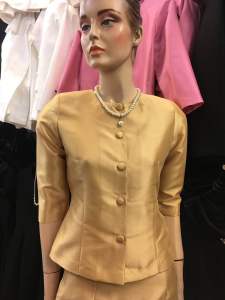 เสื้อไทยเรือนต้น สีทอง ผ้าไหมอิตาลีเกรดเอ Thaidress