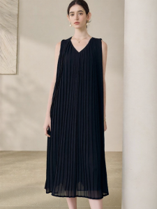 Roey s house | Elegant Black Spacious Flared Sleeveless Dress