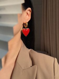 Earrings Vintage Red Heart Black Elegance Mid-century Modern Alloy Bell Pendant Womens Fashion Jewelry Ear Cuff Studs