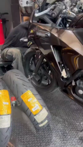 ยาง Continental รุ่น ContiRoad 🎉ลายใหม่ 🎉ขนาด 110/140 120/160/180/190 ขอบ 17