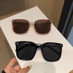 Square Chain Womens Fashionable UV Resistant Sunglasses A Multifunctional Accessory Suitable for Daily Wear