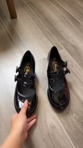 New Womens Fashionable Glossy Black Cuban Heel Shoes 5CM Non-Slip Rubber Sole Korean Style Waterproof Comfortable for School Work 0120523