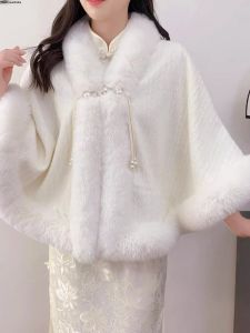 Thickened Shawl Womens Cheongsam Autumn Winter Republic of China Style High End Atmosphere Warm Plush Collar Wedding Dress Fleece Outerwear