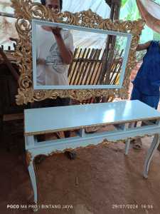 Meja Rias dua warna Murah Terbaru