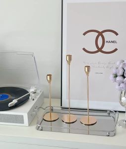 Nordic Style Gold Metal Candle Holder Retro Romantic French Vintage Table Decoration Ornament Photography Prop Home Decor
