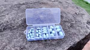 Limnoid 29Pcs Fishing Sinker Set with Blue Plastic Core Low Resistance Fishing Sinker Kit for Freshwater Saltwater Fishing
