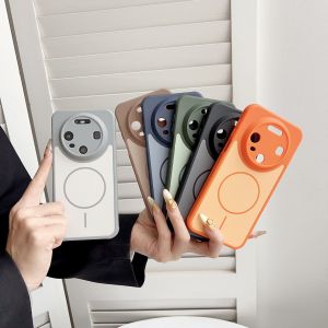 Applicable to Huawei Mate80Pro skin-sensitive contrasting color magnetic mobile phone case mate60 matte heat dissipation edge P70 protective case h260709