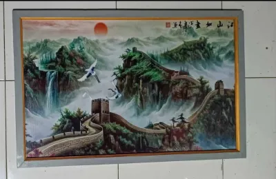 hiasan dinding lukisan cetak pemandangan tembok besar China plus figura ukuran 80*50