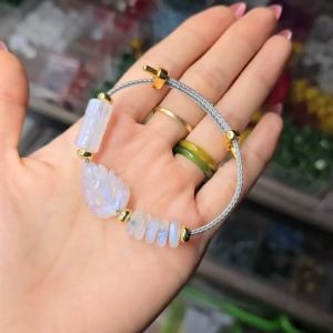 Q4 Vòng lu thống khắc kim tiền ngũ điếu hồ ly chúa đá Mặt Trăng Moonstone ánh lu?a mạnh cho Kim và Thủy -Phong Thuỷ TUDO P
