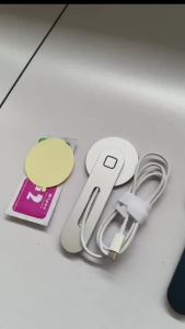 Giá đỡ điện thoại ô tô gập lại vô hình sạc không dây từ tính 15W cho Tesla Model 3 Y X S BYD Atto 3