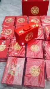 Hộp vali nạp tài sính lễ cưới trang sức khăn áo phụ kiện hầu đồng