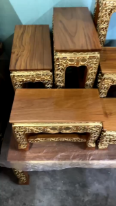 โต๊ะหมู่บูชา ไม้สักแท้ หมู่ 9+1 หน้า 6 นิ้ว สีเนื้อไม้เขียนทอง คลาสสิค รวมฐาน (ครบชุด 10 ชิ้น) แข็งแรง สวยงาม