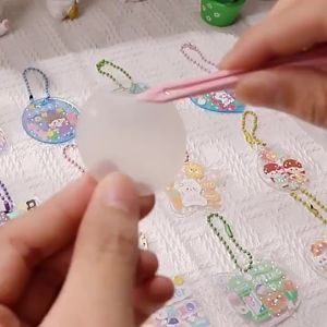 Gantungan Kunci Akrilik - DIY Tempel Stiker Sendiri - Lucu Imut Gantungan Tas Sekolah