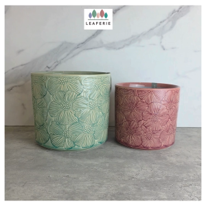 The Leaferie Freya plant pots . Flowerpot . flowerpots . flower pot . planter