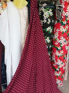 Kain Ceruty motif Premium - Harga setengah meter