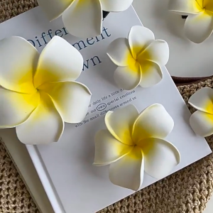 [พร้อมส่งออก] 3 ชิ้น/เซต ดอกไม้เทียมชายหาดและชายทะเล แคลิปผมสำหรับการท่องเที่ยวและวันหยุดของผู้หญิง