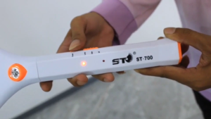 ไม้ตียุงไฟฟ้า 2in1 มีไฟLEDในตัว ไม้ตียุง ไม้ช็อตยุง ที่ตียุง ขาเสียบชาร์จในตัว ไม้ตียุงไฟฟ้าแบบชาร์จไฟบ้าน ทนทานประหยัดไฟ ใช้งานง่ายปลอดภัย มีระบบsafetyไม่ช็อตมือ ไม้ตียุงกลางแจ้ง คุณภาพสูง แตะปุ๊ปช๊อตปั๊ป 2in1