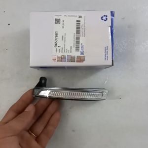 ĐÈN XI NHAN TRÊN GƯƠNG CHEVROLET CRUZE 2017 CHÍNH HÃNG