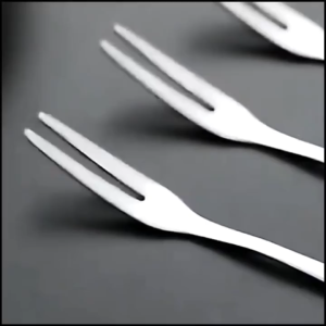 Garpu Buah Stainless Kecil / Alat Tusuk Makanan Kue Fruit Serbaguna