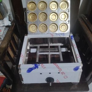 Japanese CAKE molder 12 holes Stainless body copper molders and alloy plate