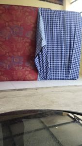 Sarung Kasur Resleting Motif Kotak-Kotak Aesthetic Terbaru 2024