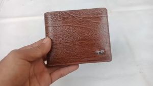 Dompet Lipat Pria Desain Unik & Berkualitas