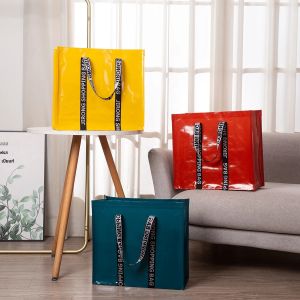 แฟชั่นยุโรปและอเมริกาไนลอนกันน้ํากระเป๋าสีทึบ Macaron Leisure Shopping BAG กระเป๋าไหล่เดี่ยว