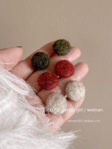 Soft Style Wool Velvet Ear Cuff Mosquito Coil Tray Christmas Theme Fashionable Autumn Winter Earrings Korean Style Geometric Pattern