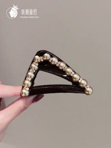 Korean Style Luxury Rhinestone Hair Claw Womens New 2025 Elegant Shark Clamp Delicate Back of Head Updo Hair Claw Accessory