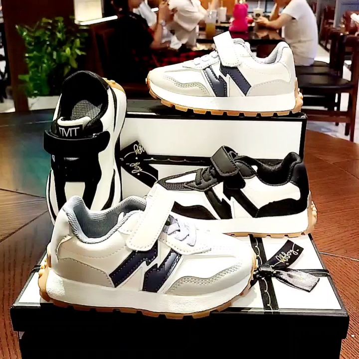 Giày thể thao bé trai bé gái cao cấp từ 1 - 5 tuổi siêu nhẹ đàn hồi ...