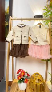 Set váy cho bé gái 1-6 tuổi đính nơ và hình trái tim phong cách Hàn Quốc kiểu dáng thời trang