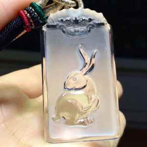 Pure natural white crystal rabbit + safety card pendant ✨🍃 full shape master carving vivid. Cute dont miss it. The rabbit means the future is bright the future is limitless and the money is limitless.