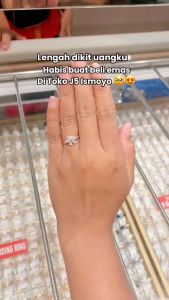 Cincin Emas 10 Karat Daisy J5 Ismoyo