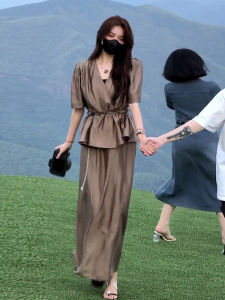 Fashionable French Style White Bubble Sleeve Top High Waist Mini Skirt Set Womens New Arrival Two-Piece Summer Ensemble