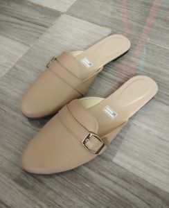 sandal sepatu wanita terbaru
