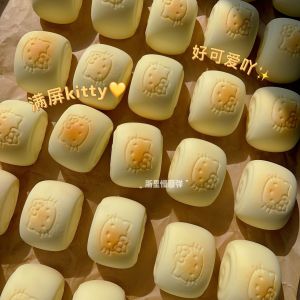 Takara Tomy | Anime Hello Kitty Cartoon Stress Relief squeeze Toys KT Cat SuperSticky Soft Kitty Flavor Bread Toy Slow Rising Sticky Toys