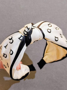 JIUDUOLAN | Korean Simple Retro Letter Headband