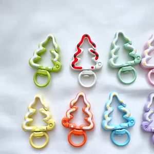 ห่วงล็อคสปริง ห่วง ต้นคริสมาสต์ ขนาด 24*45mm DIY อุปกรณ์งานฝีมือ สำหรับทำพวงกุญแจ ทำเครื่องประดับ