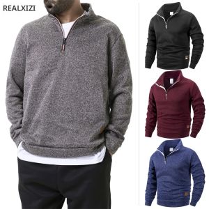 เสื้อสเวตเตอร์คอเต่าผู้ชายสำหรับฤดูใบไม้ร่วง เสื้อถักไหมพรมลำลองสำหรับใส่ทุกวัน เสื้อพูลโอเวอร์สีพื้นผ้าฟลีซอุ่นๆ ทรงหลวม สไตล์สตรีทแวร์สำหรับผู้ชาย