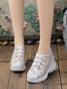 Summer Mesh Womens Shoes Soft Bottom Casual Hanfu Embroidered High Insole Beijing Cloth Shoes Traditional Chinese Style Footwear