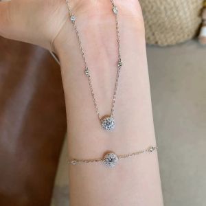 Luxury 2 Carat round Cut Moissanite Diamond Necklace Bracelet Set Womens Fashion Jewelry Silver Color Titanium Steel Alloy