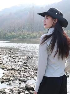 Penghantaran dari China [2025] Jaket Pelindung Matahari Slim Fit Sejuk Baharu untuk Wanita Jaket Yoga Bernafas Bernafas Cepat Kering Kolar Pendirian Sukan Luar 3.1