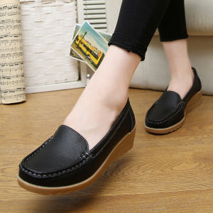 Spring Autumn Women Leather Wedge Nurse Shoe Adult Soft-soled Round-toe Flats Lady Mid-heel Casual Leather Shoes Everyday Casual